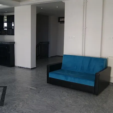 Monalisa Aparthotel 2*