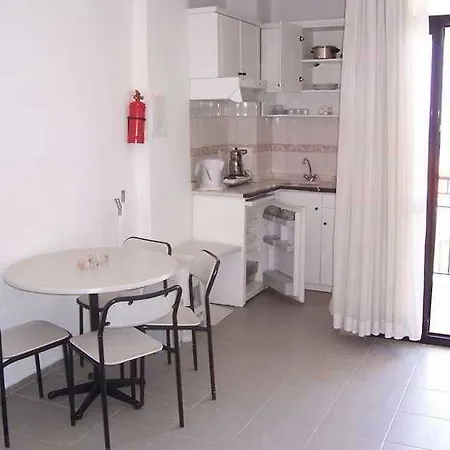 Monalisa 2* كوشاداسيه